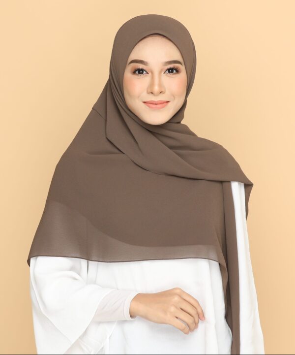 Nadraa Instant Chiffon Bawal - Dark cocoa (L)