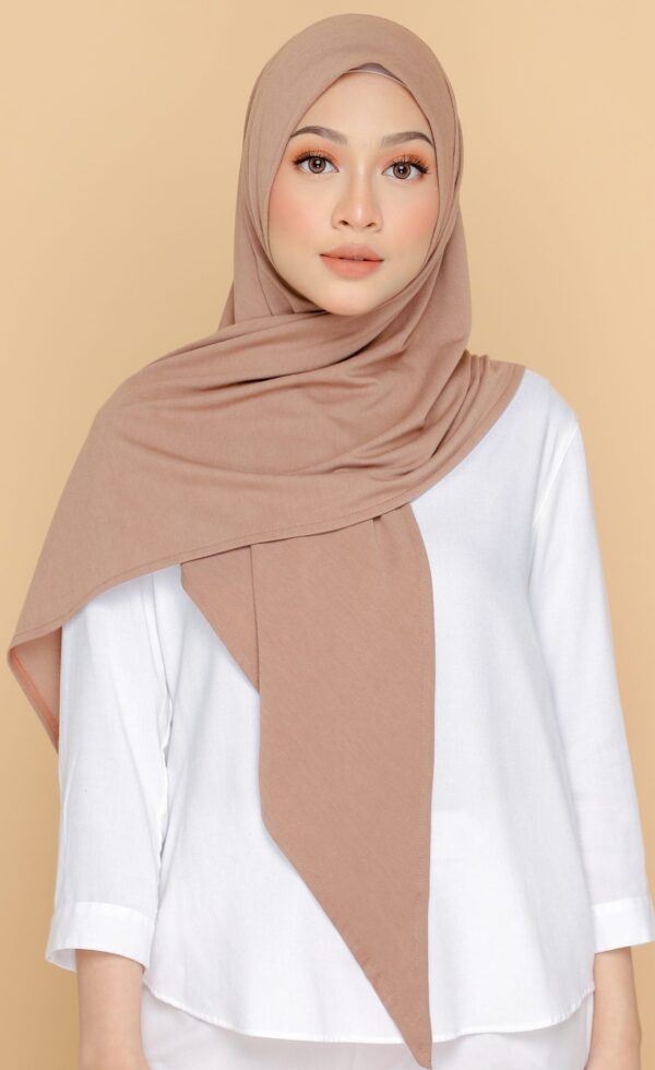 Lana - Light Brown